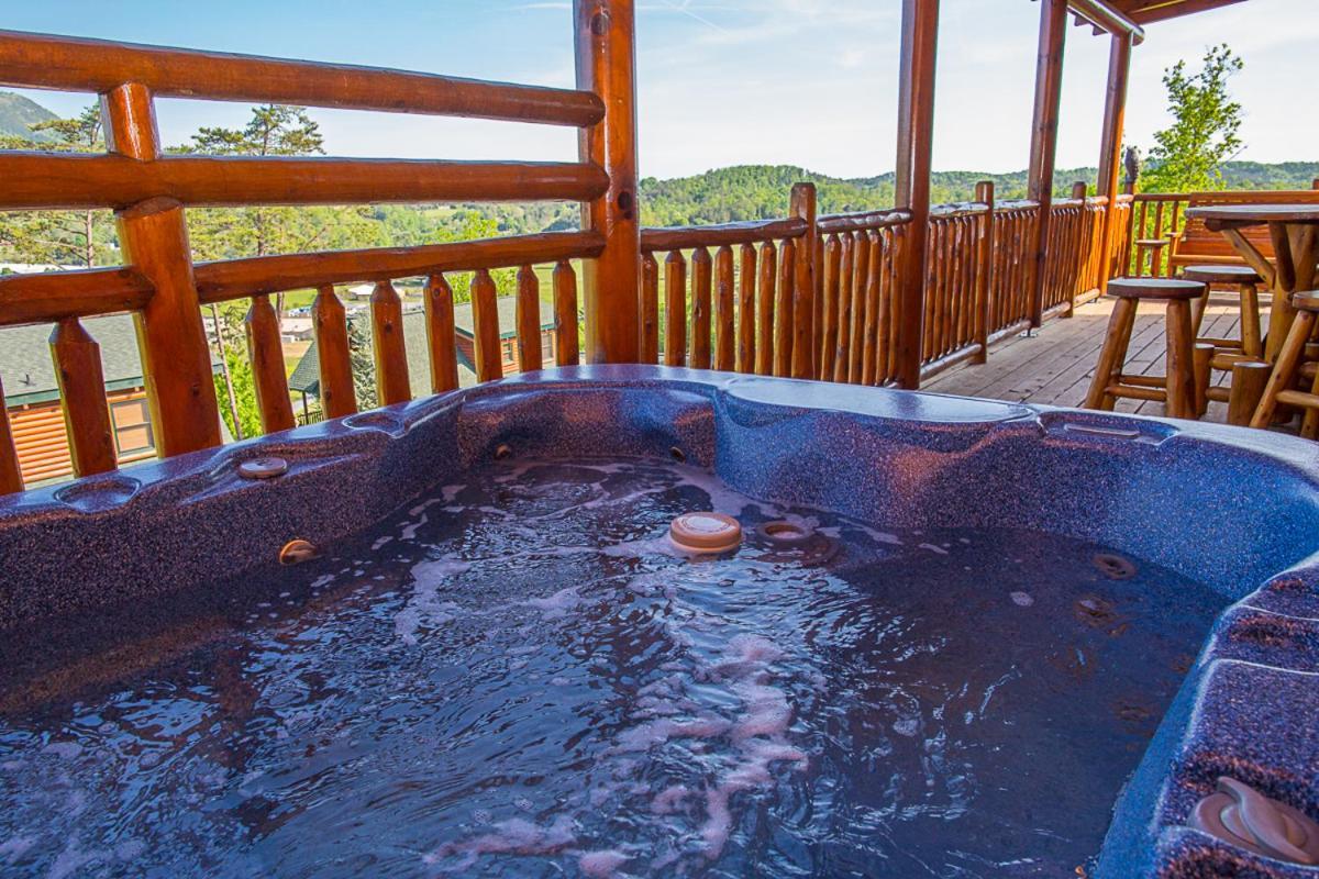 Апартаменти Misty Mountain Hideaway Піджен-Фордж Екстер'єр фото